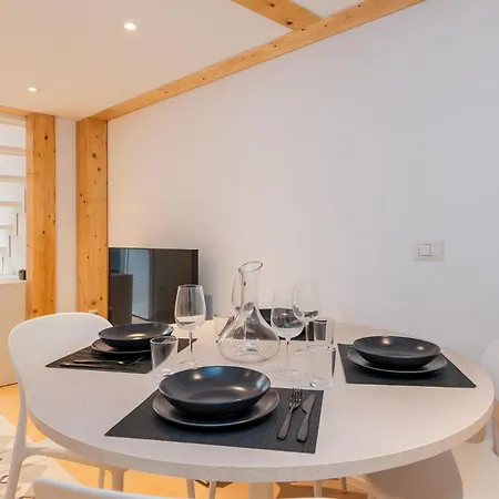 Modern Loft In - Near Lodi Tibb Metro Апартаменты *
