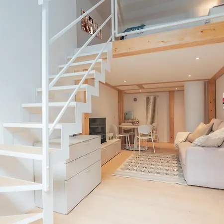Апартаменты Modern Loft In - Near Lodi Tibb Metro *